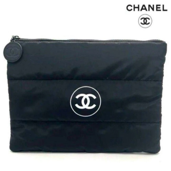 NEW VIP CHANEL Beauté Puffy Cosmetic Bag - Picture 1 of 11